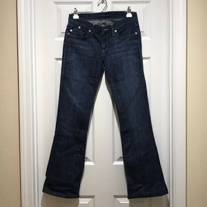 LIKE NEW ROCK&REPUBLIC KASANDRA DARK JEANS SIZE 27